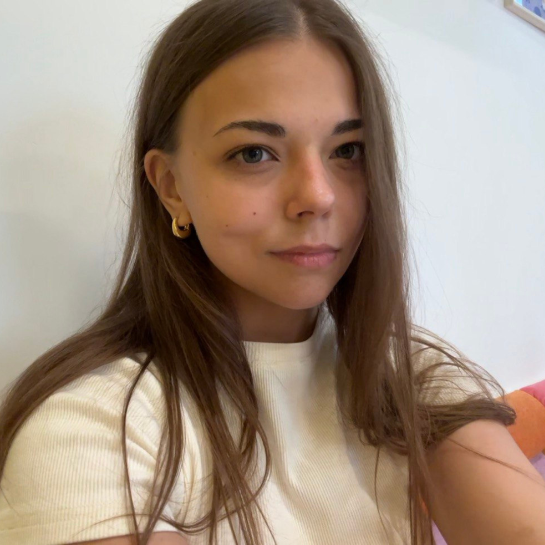 Арина Травина